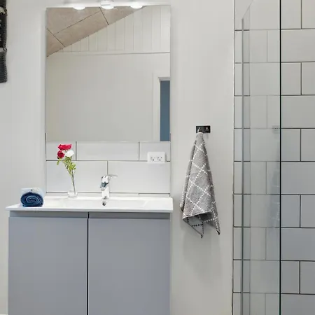 3 Bedroom Gorgeous In Logstor 펜션 *