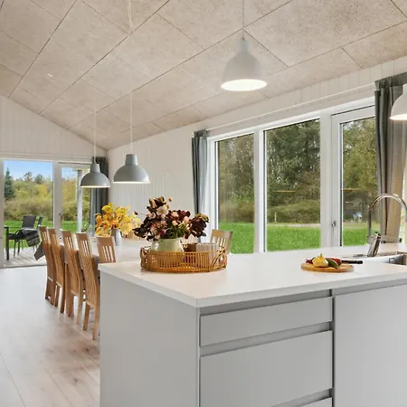 3 Bedroom Gorgeous In Logstor *