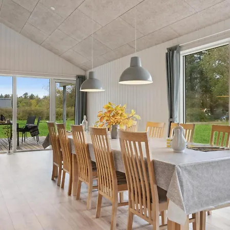 3 Bedroom Gorgeous In Logstor *