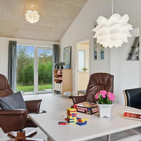 3 Bedroom Gorgeous In Logstor * Løgsted